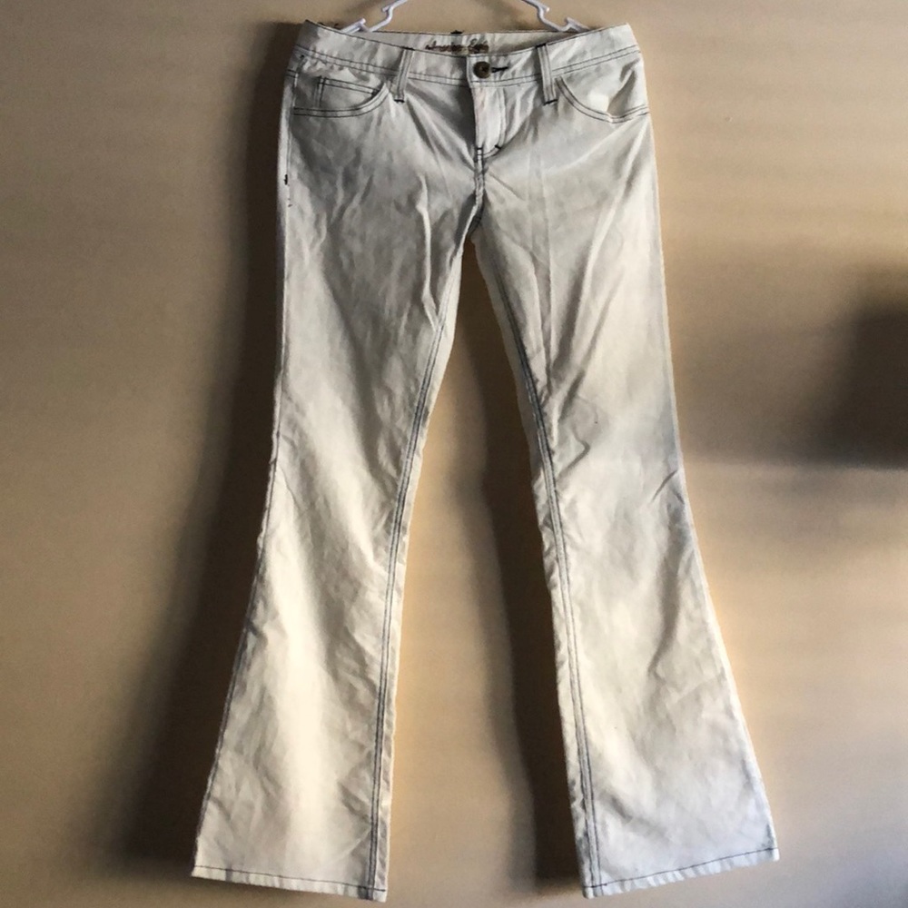 🌷5 for $10🌷 American Eagle corduroy jeans